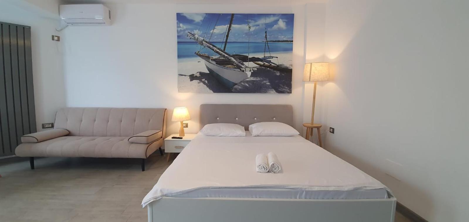 Alezzi Beach Vibe Family Studio With Spa Piscina Interioara Incalzita Sauna Jacuzzi Gym Năvodari Exterior foto